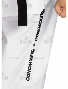 Daedo TA20056 Hi-Tech Taekwondo Dobok -  mit Rückendruck  - Abteilungslogo Taekwondo und  Brustlogo Vereinslogo Falkenfighter e.V.